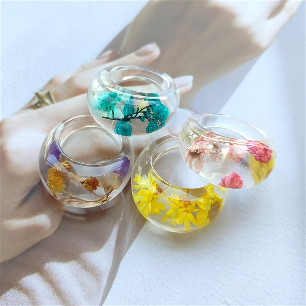 Transparent Resin Ring with Re - Women'S Real Y2K Fashion 评论和价格