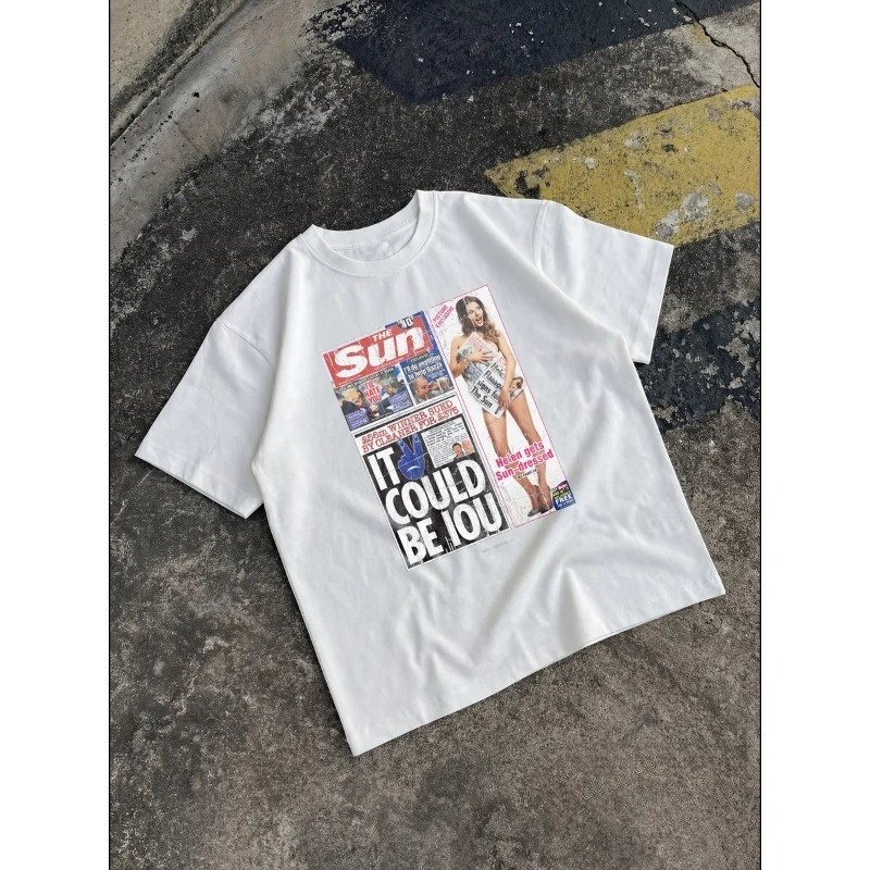Female Vintage Newspaper T‑Shi - Women'S Fashion Magazines 评论和价格