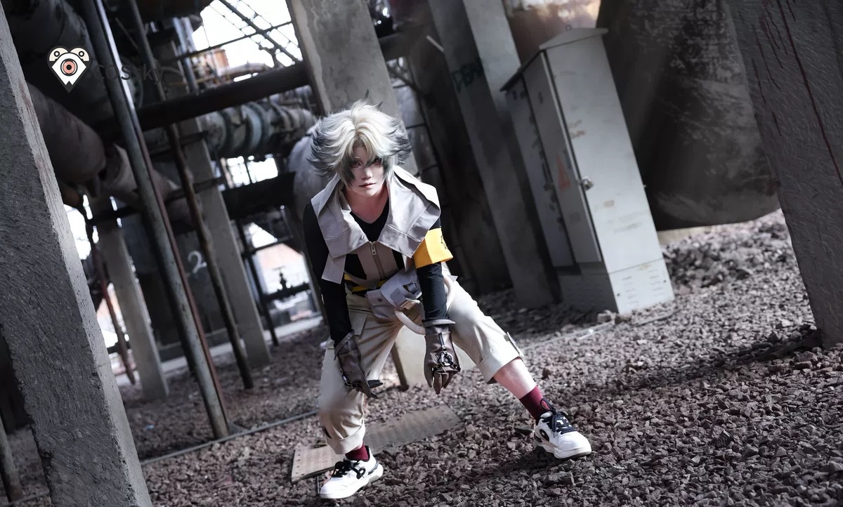 IN STOCK Rudo Cosplay Costume  - Women Fashion Jackets 评论和价格